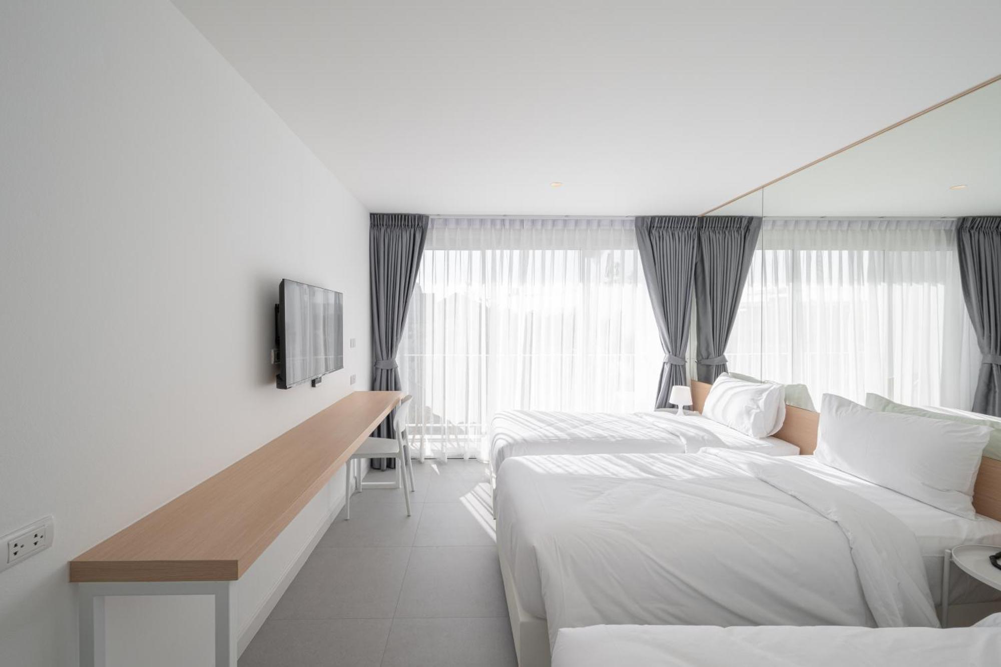 Lis Hotel Chiangmai 치앙마이 외부 사진