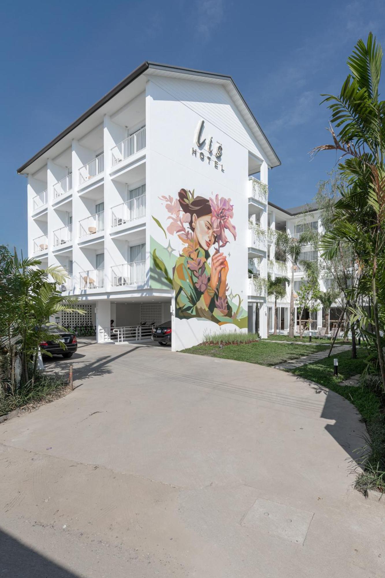 Lis Hotel Chiangmai 치앙마이 외부 사진